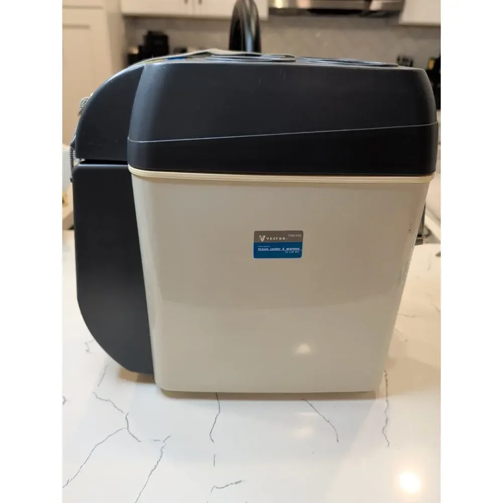Vector TVEC246 7L Thermoelectric 12V Travel Cooler Warmer w/ Cord